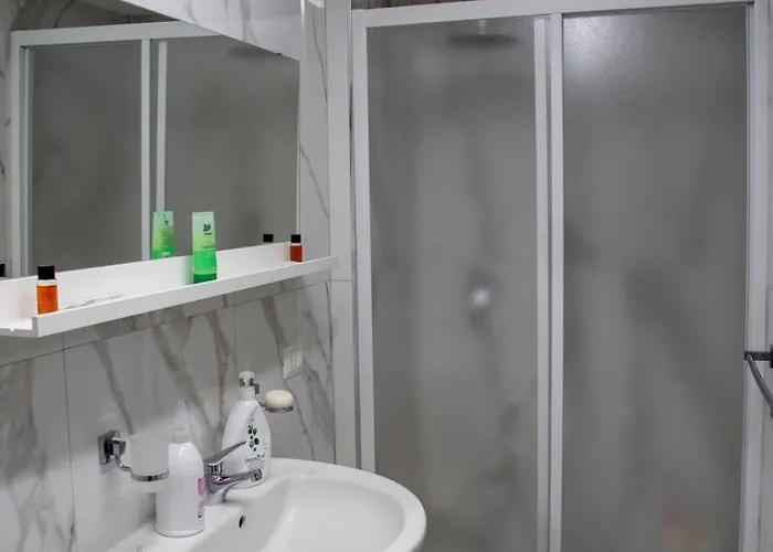 Tiluri Апартаменты Неаполь