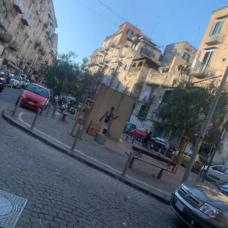 Tiluri Apartament Neapol