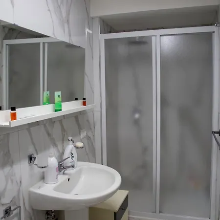 Tiluri Apartament Neapol