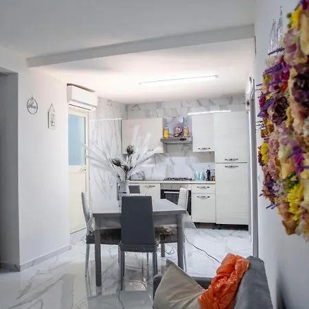 Apartmán Tiluri Neapol